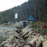 Джерело з мінеральною водою